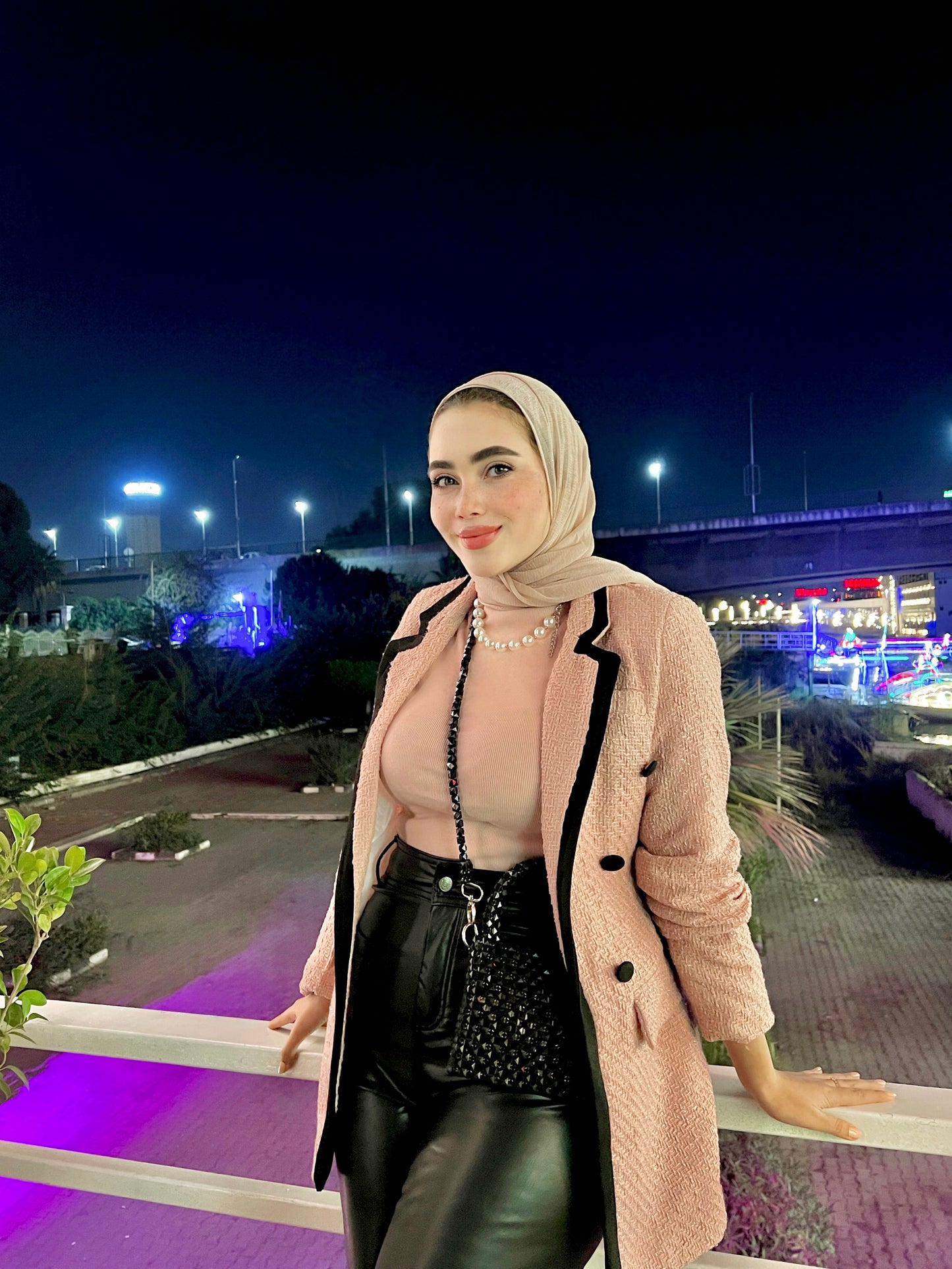 بليزر فورمال بينك مع أسود  صوف زارا