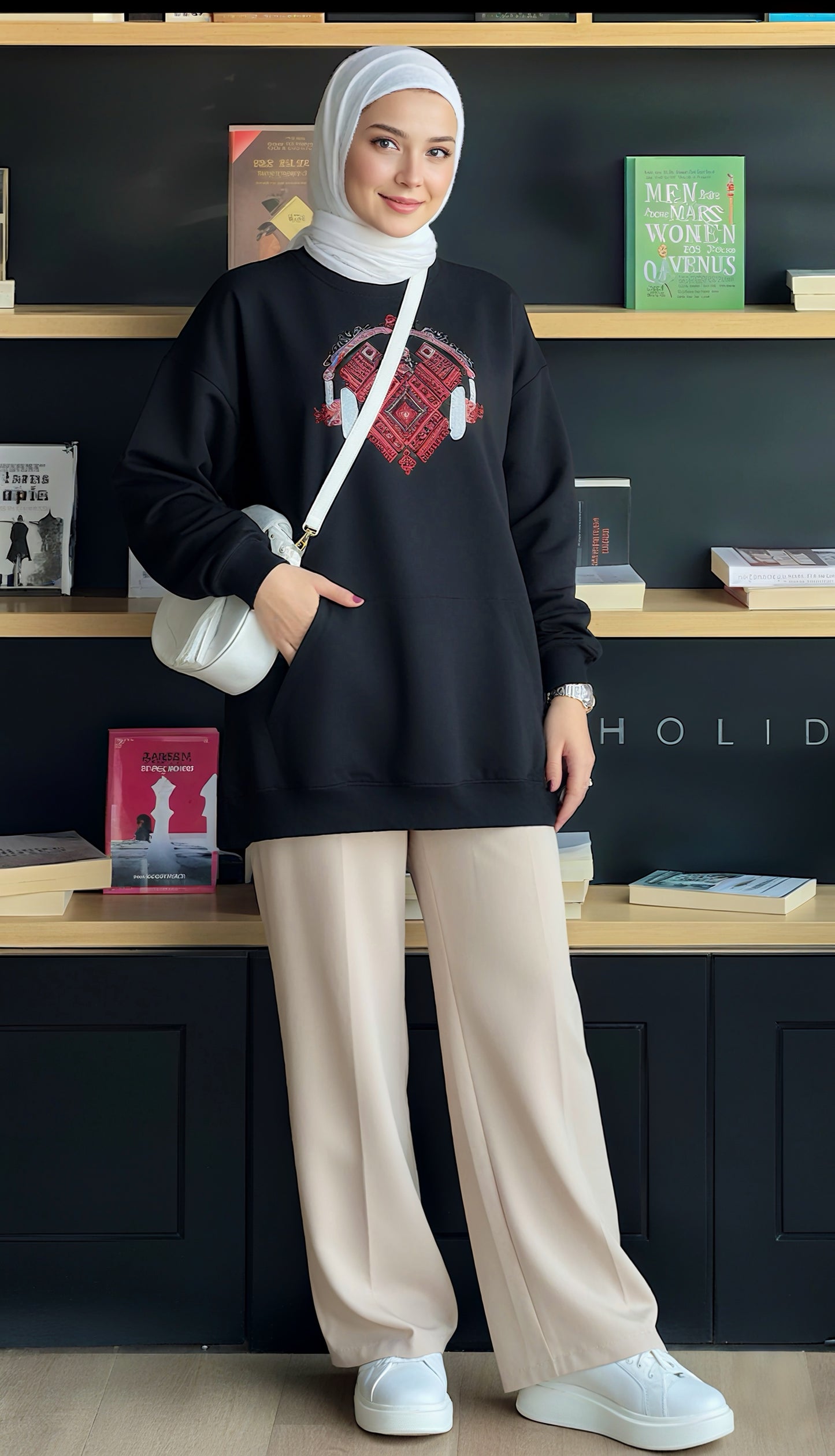 Siwa Embroidered Sweatshirt